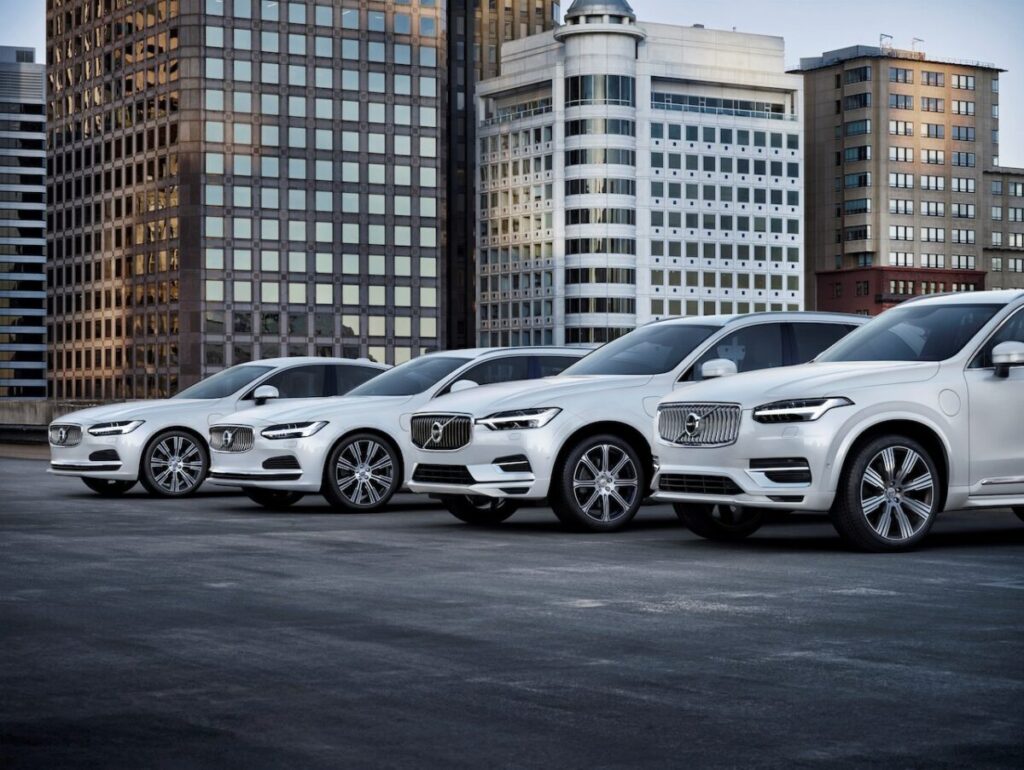265671 Volvo Cars Plug In Hybrid line up scaled