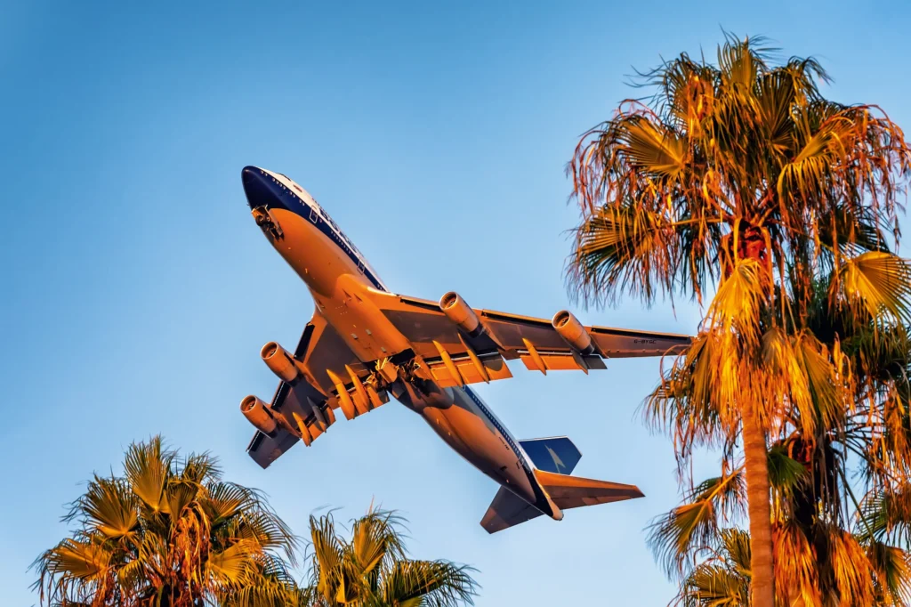 british airways 747 boac lax departure scaled