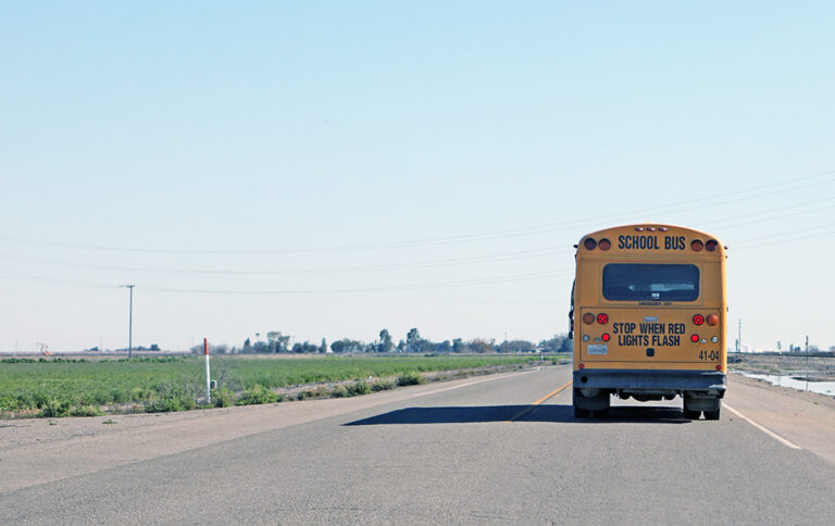 05.golden plains.rural .bus