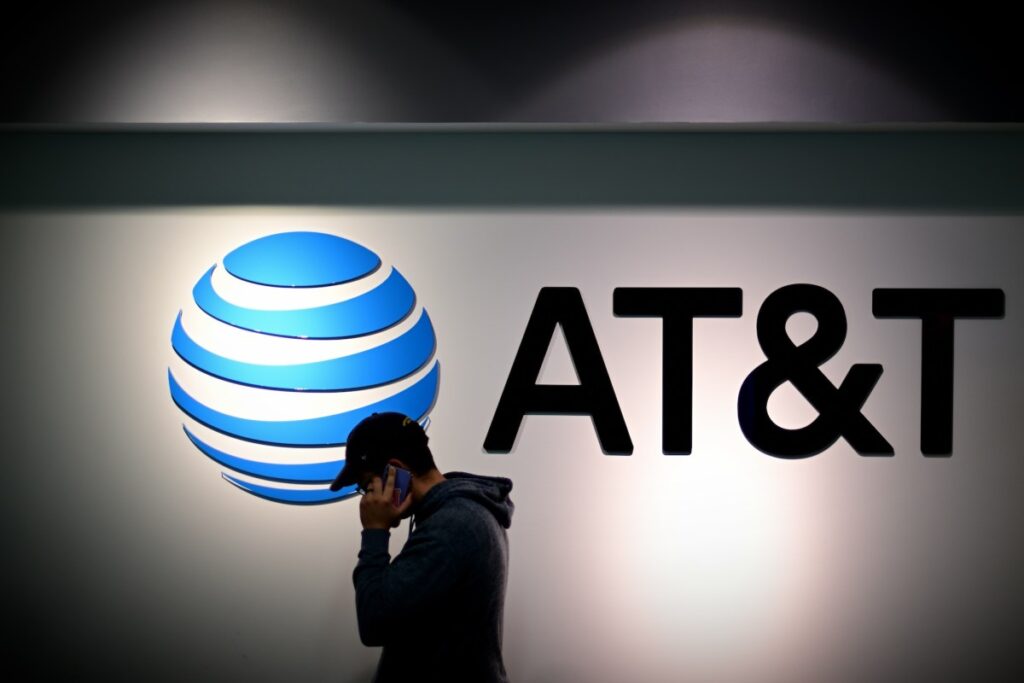 att data breach cybersecurity phone records