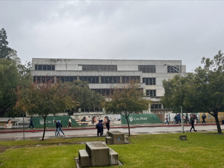 CalPoly library construction 1024x768