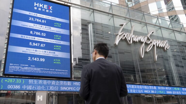 108124661 1743574317989 gettyimages 2201574991 HK HKEX